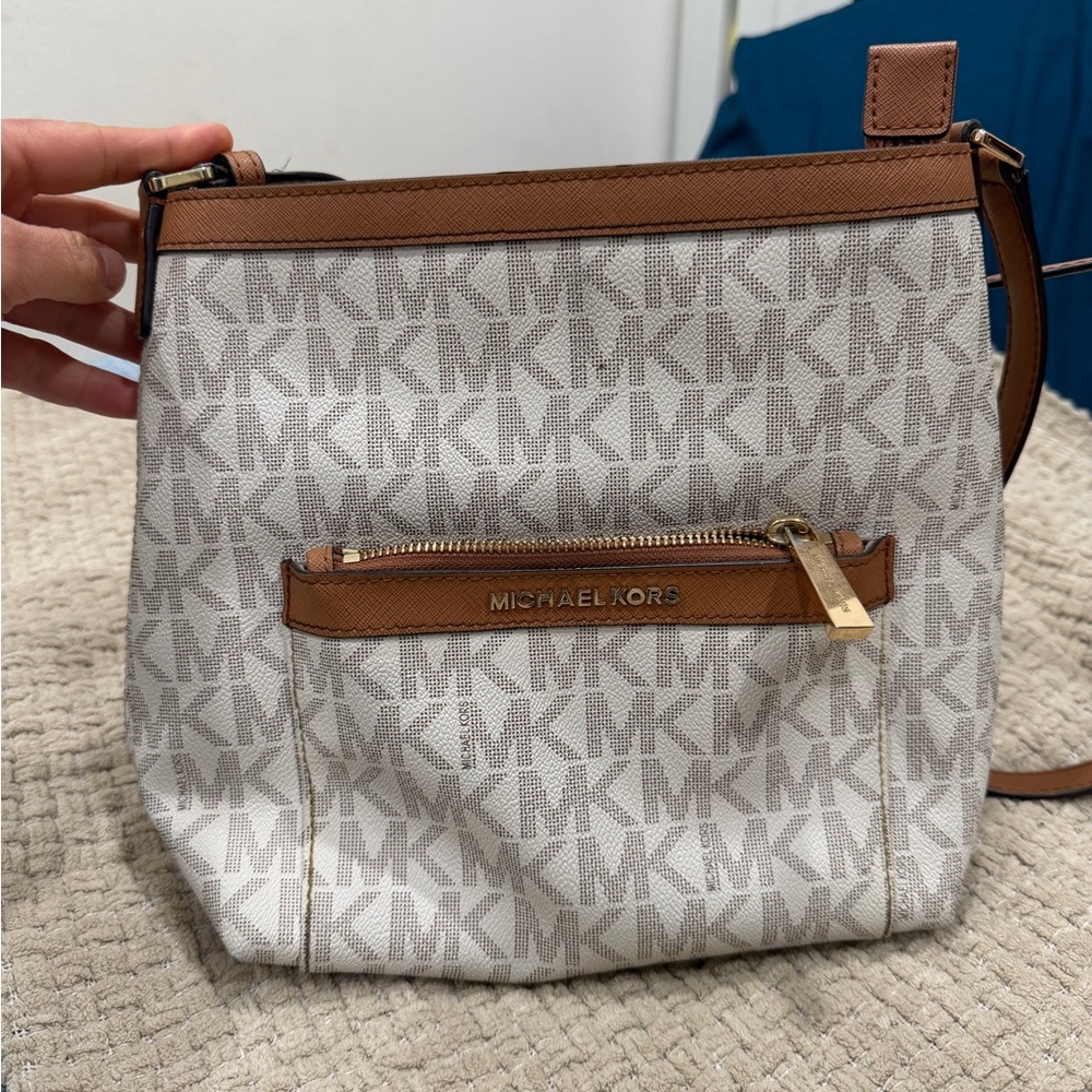 Michael Kors White and Brown Monogram Shoulder Bag
